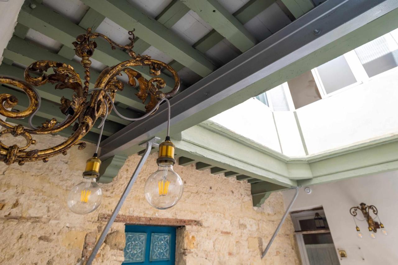 Apartment Casa Portus Gaditanus S Xviii Patio Andaluz El Puerto de Santa María